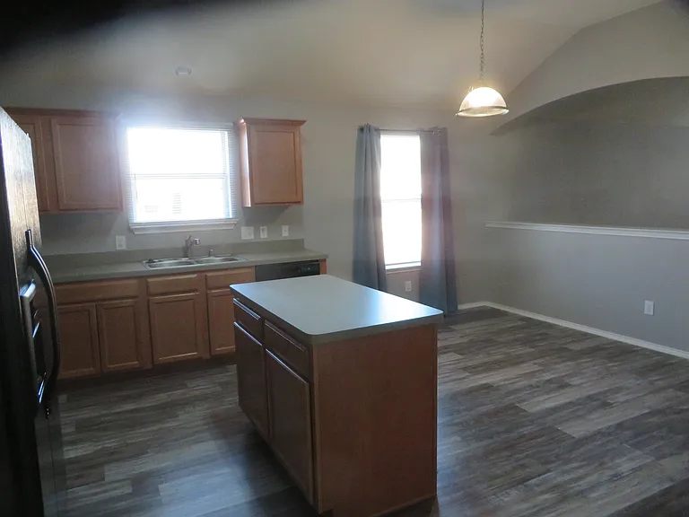 1861 Serena Dr — Photo 4