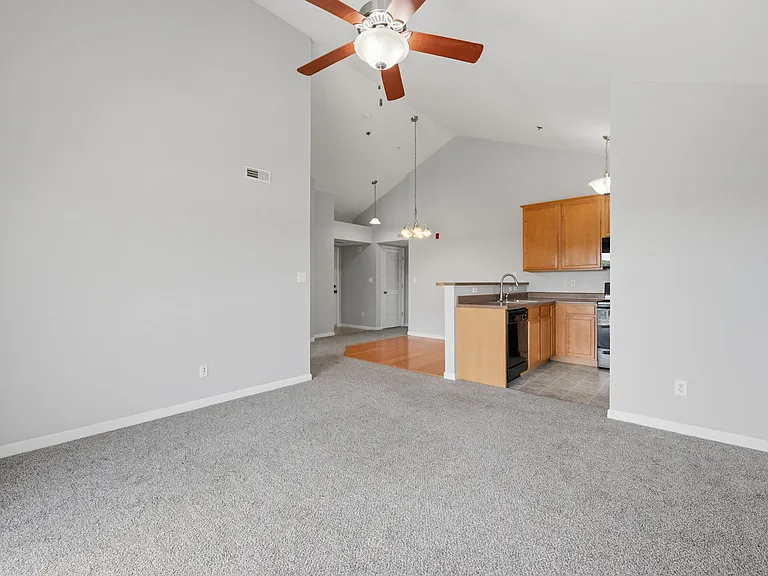 5300 Spring River Dr — Photo 24