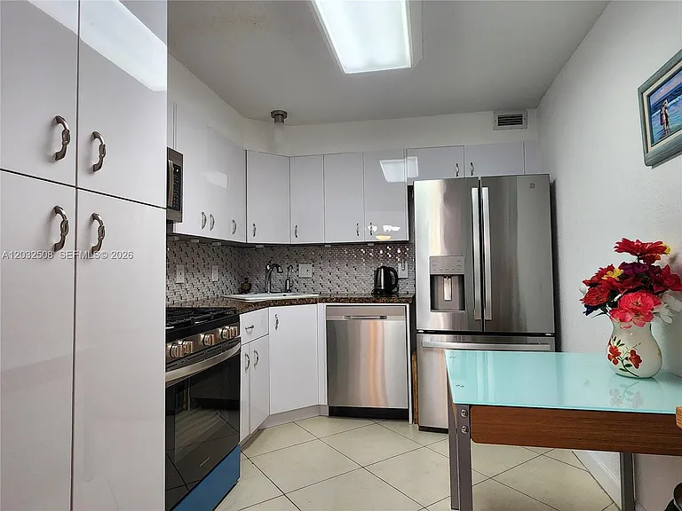 2030 S Ocean Dr #1405 — Photo 8