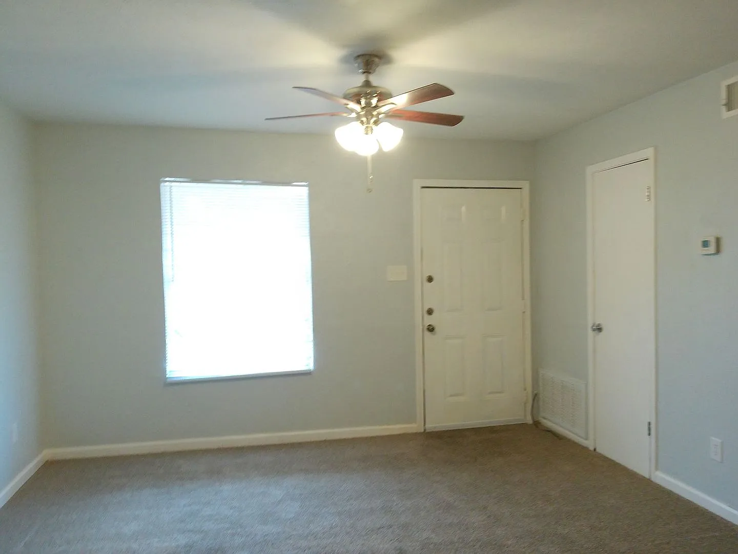 2026 Waldron Unit 209 - 1/Bed 1/Bath - $695/month — Photo 2