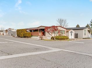 2105 N Steptoe St Trailer 11, Kennewick, WA