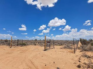27 21st St NE, Rio Rancho, NM 87144