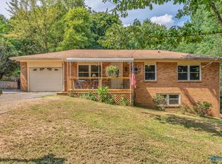 505 10th St NW, Fort Payne, AL 35967