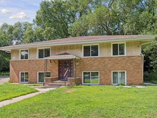 4556 Madison St NE, Columbia Heights, MN 55421