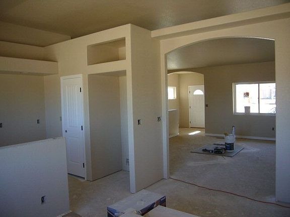 5th image of 1231 E Rustic Dr