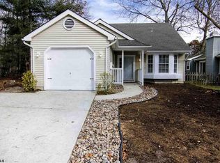 701 Eagle Point Ct, Galloway, NJ 08205