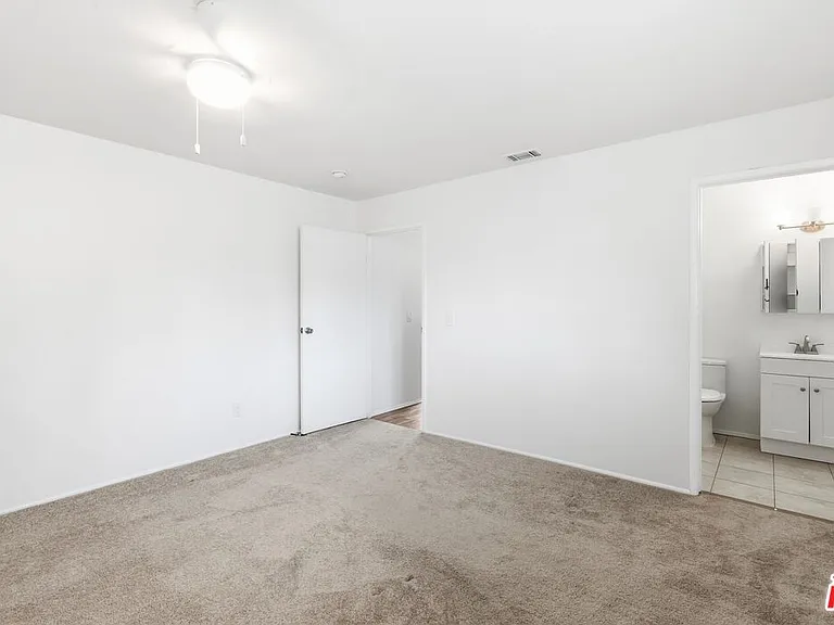 2752 Guirado St — Photo 22