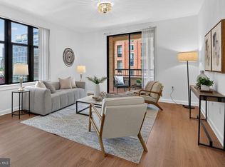 400 Mass Ave Condo, Washington, DC 20001