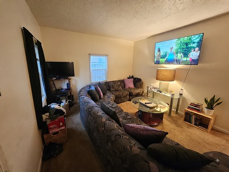 2045 N Colorado Ave — Photo 5