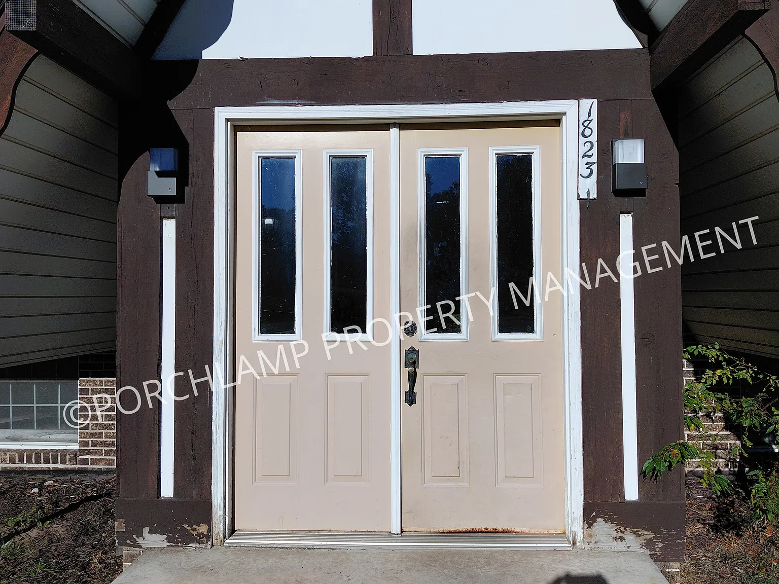 2 bed, 700 sqft, $1,175 — Photo 2