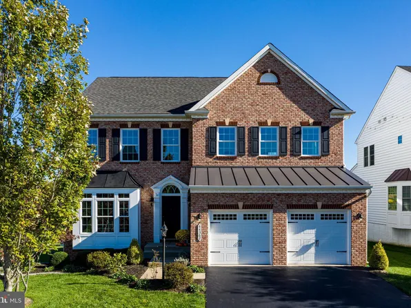 44362 Stoneyrun Pl, Ashburn, VA 20147