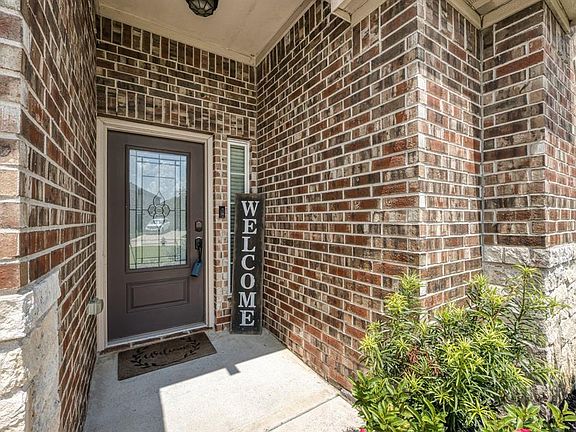 4th image of 20631 Stout Drive