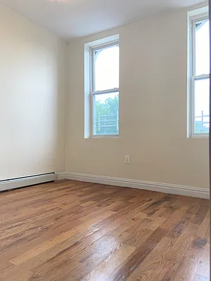 Rented by Gavco Realty Group Inc | media 35