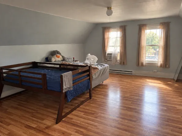 150 Franklin St #2, Framingham, MA 01702