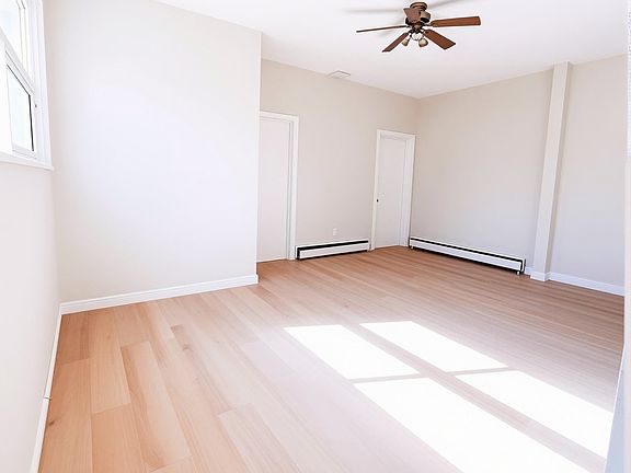 2nd image of 537 Confederation St #9