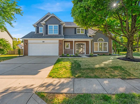 10706 Briar Stone Ln, Fishers, IN 46038