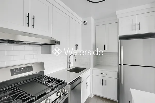 Rented by Brookfield (Funnel) | media 10