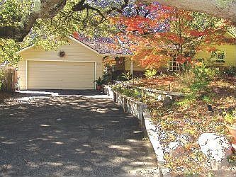1st image of 105 Montclair Dr