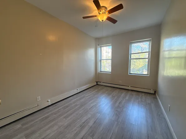 145 Rockaway Avenue image 8 of 13