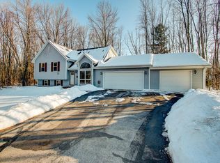 2035 Circlewood Dr, Racine, WI 53402