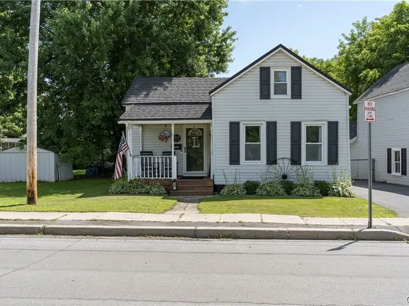 807 Emmett St, Watertown, NY 13601