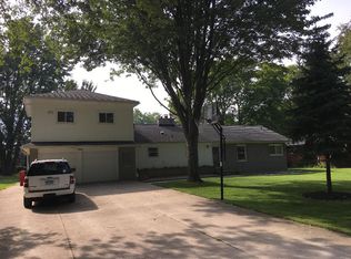 39693 Memory Ln, Harrison Township, MI 48045