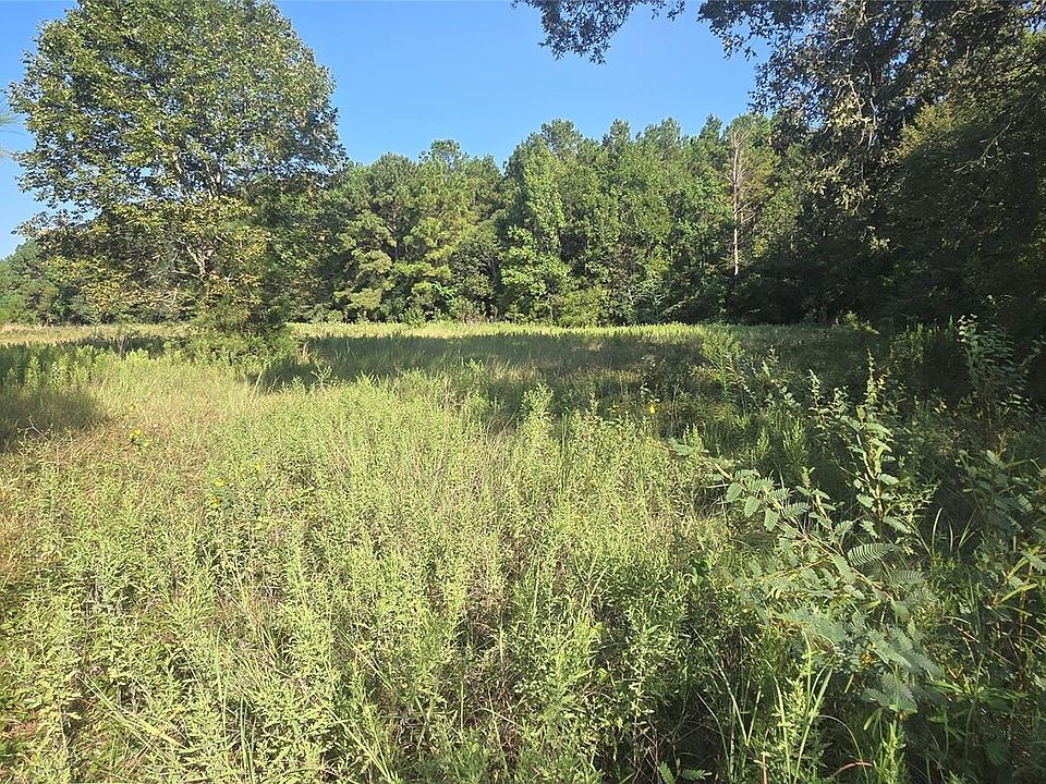 1st image of 19 Whispering Pines Rd