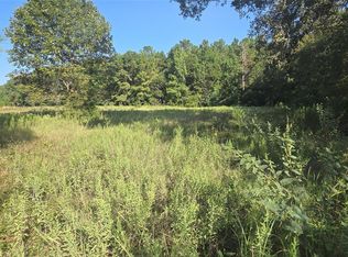 19 Whispering Pines Rd, New Waverly, TX 77358