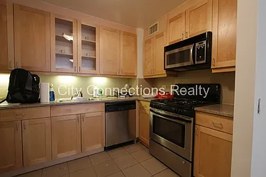 Rented by City Connections Realty