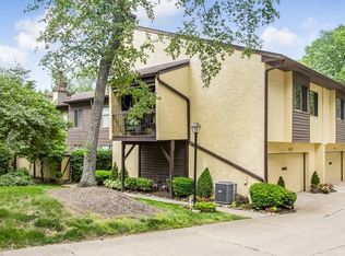 444 Hampton Ridge Dr, Akron, OH 44313