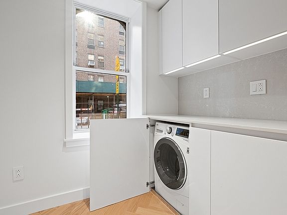 4th image of 336 W 95th St #4