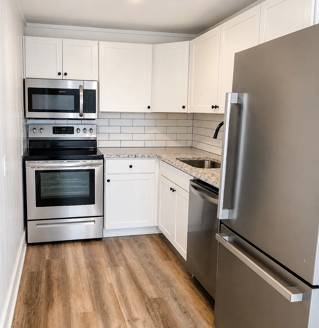 313 E King St — Photo 3