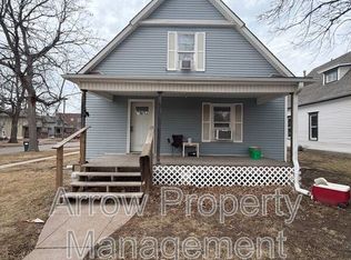 2500 P St APT 1, Lincoln, NE 68503
