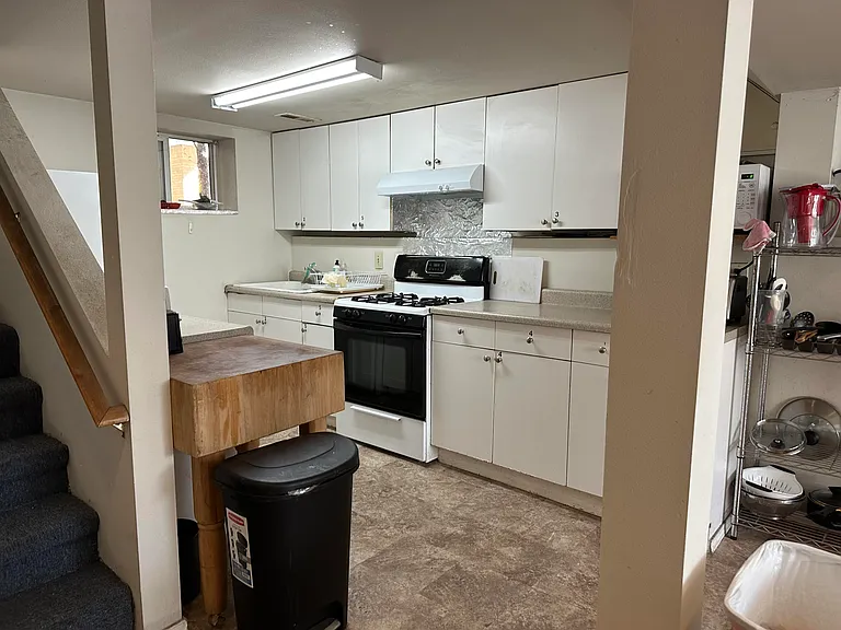 4307 11th Ave NE #2 — Photo 8