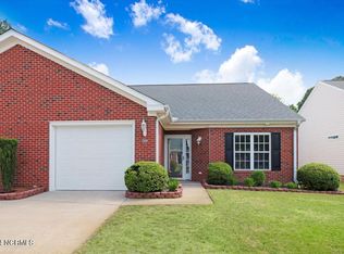 208 New Hope Village Dr, Goldsboro, NC 27534