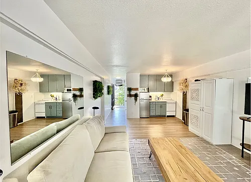 1630 Makiki St Photo 1
