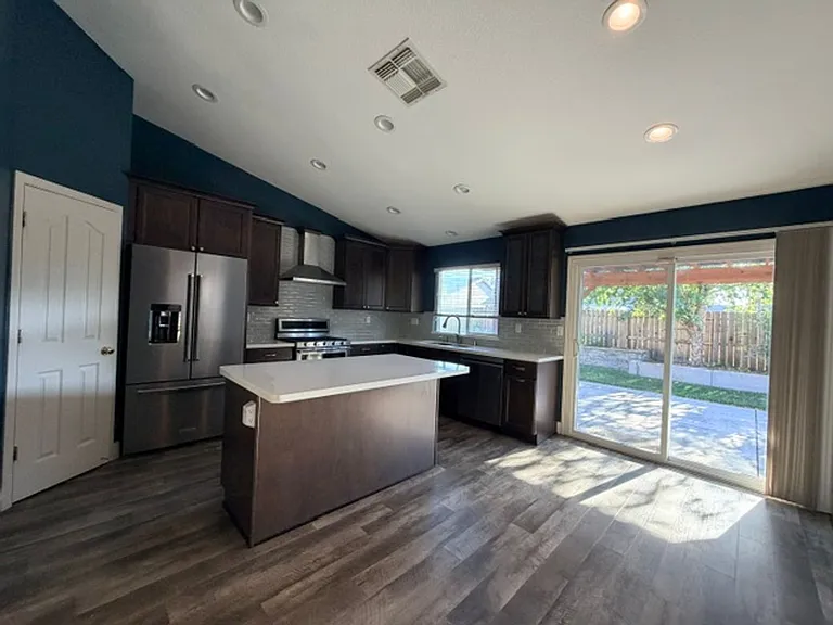 9836 Imperia Ct — Photo 4