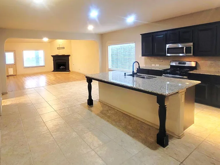 15628 Carlton Oaks Dr — Photo 8