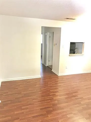 2500 Vivian St #2 — Photo 2