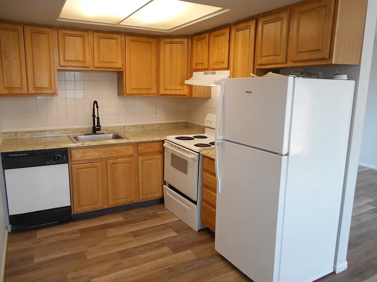 856 Ulster St #206 — Photo 6
