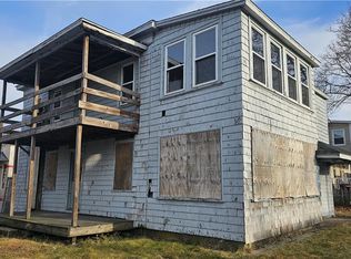 1239 Social St, Woonsocket, RI 02895