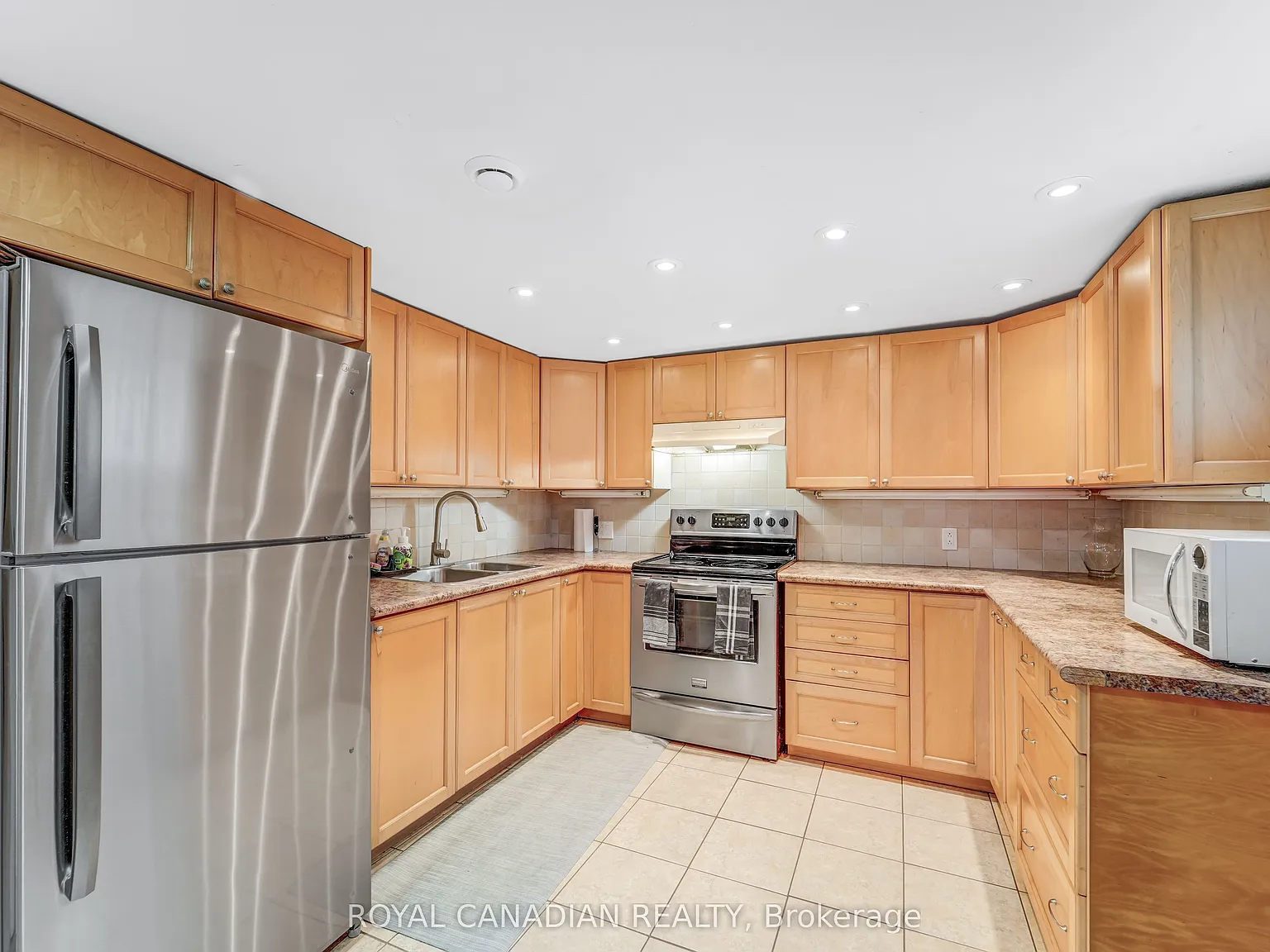 2 bed, $1,730 — Photo 4