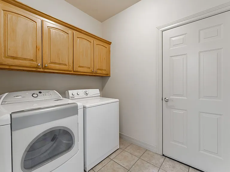 4303 W Olive St — Photo 15