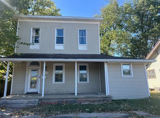 203 Crane Dr, Crawfordsville, IN 47933