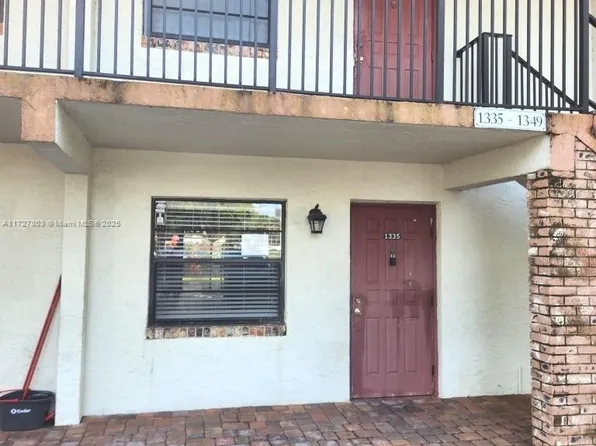 1335 NW 94th Way #1335, Coral Springs, FL 33071