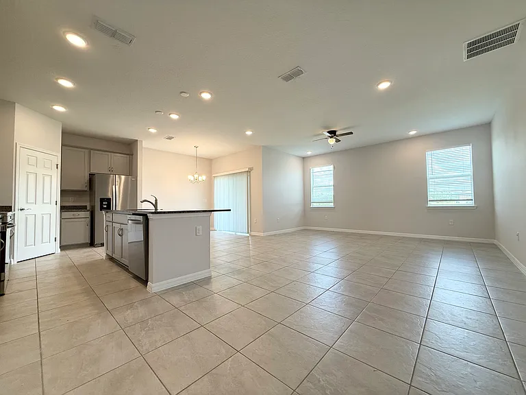 1271 Grassland Ave — Photo 5