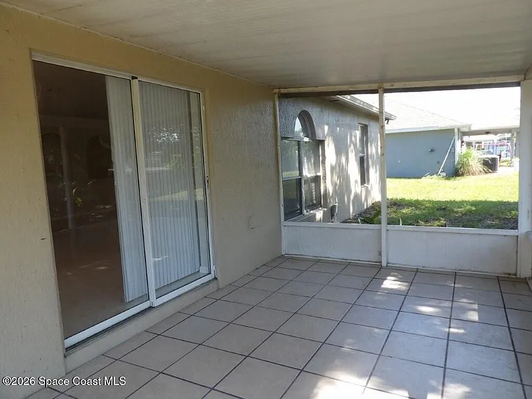249 Higgins Ave NW — Photo 25