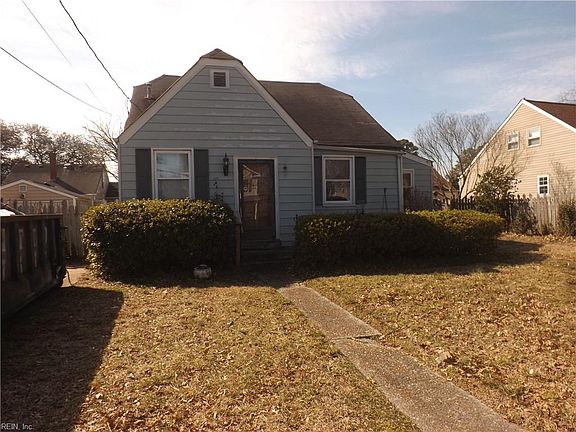 2nd image of 2211 Abbey Rd