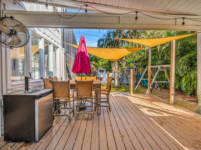 14503 Feather Sound Dr — Photo 32