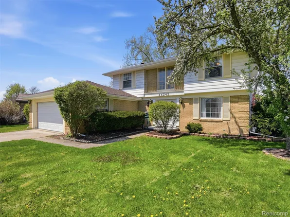44242 N Umberland Cir, Canton, MI 48187